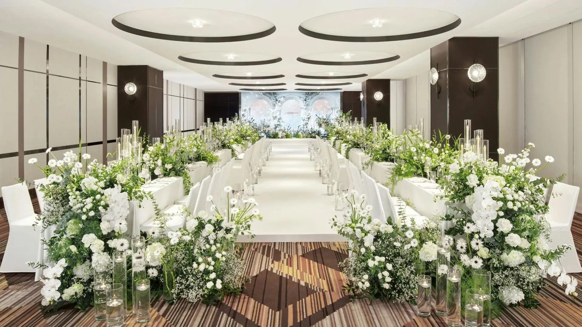 Le Meridien Seoul Myeongdong 5*,  South Korea