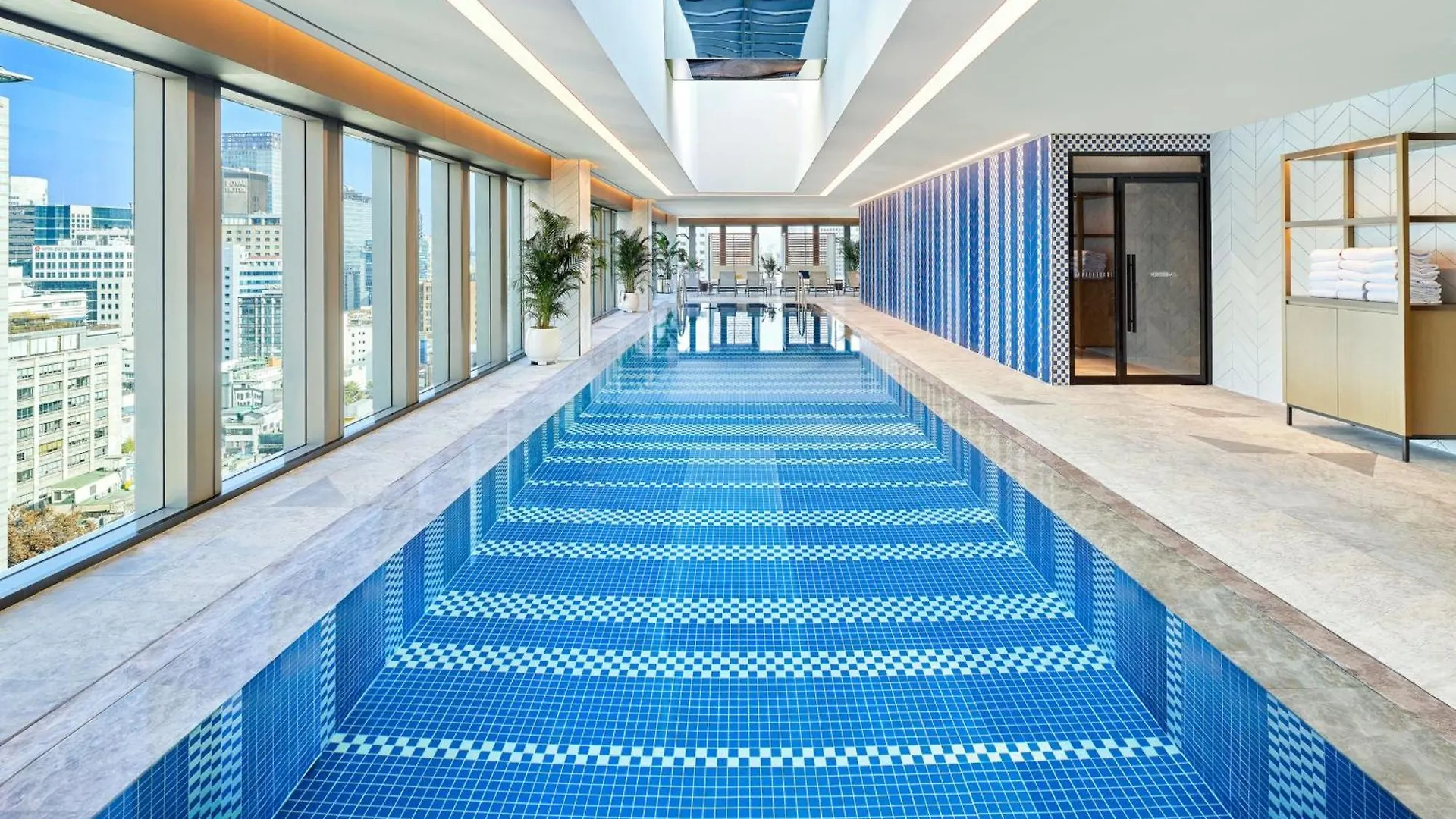 Le Meridien Seoul Myeongdong Hotel
